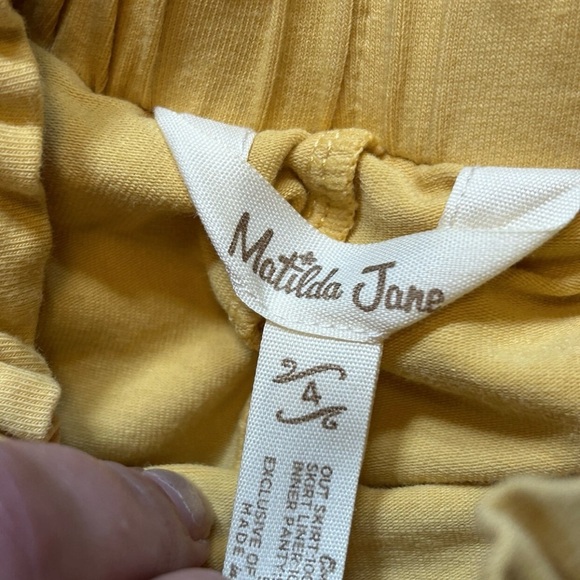 Matilda Jane Yellow Eyelet Skort☀️ - Picture 2 of 4